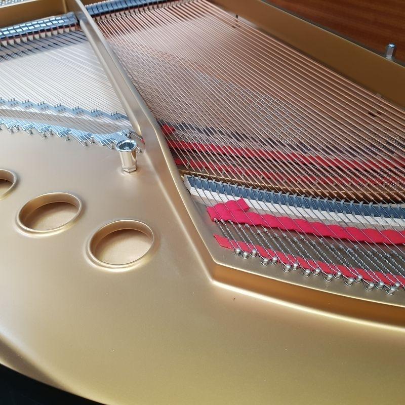 Steinway M grand Piano in Black polyester – Gallery image – Roberts Pianos Oxford