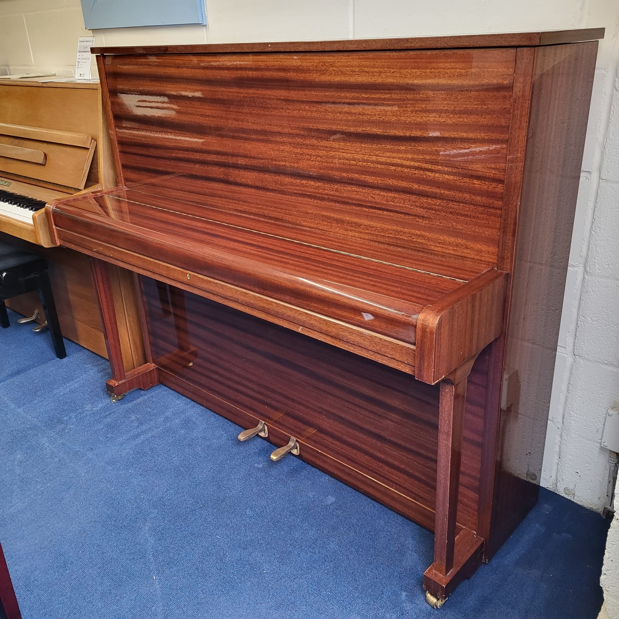 Grotrian Steinweg 122