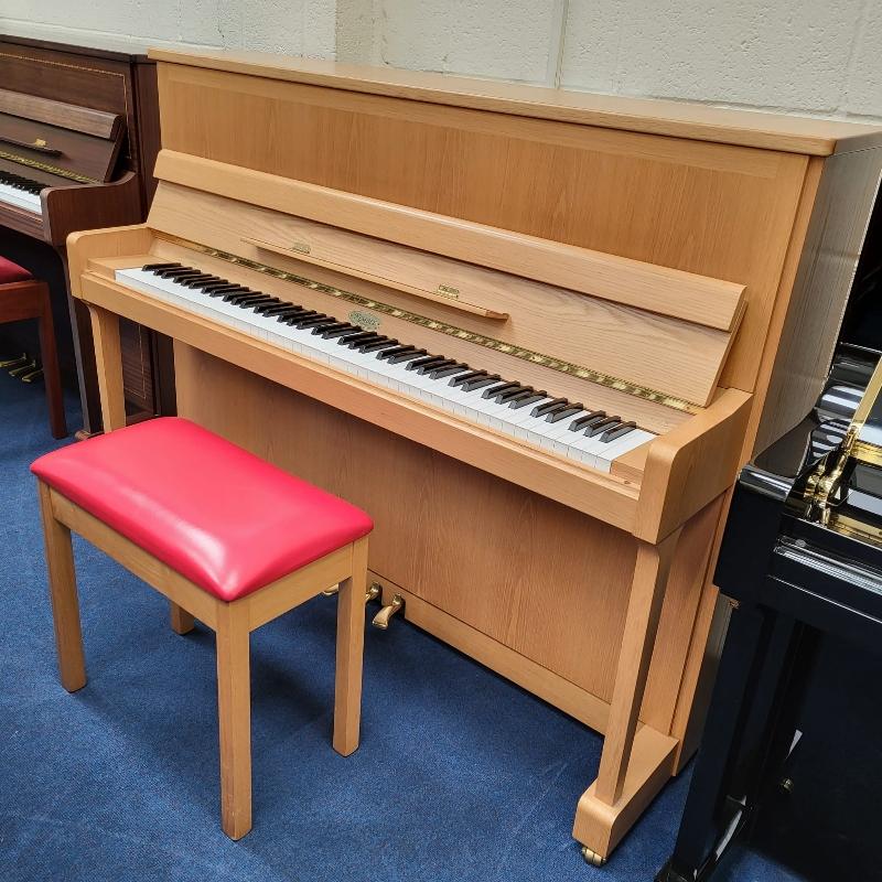 Kemble Concerto upright Piano in Light oak – Gallery image – Roberts Pianos Oxford