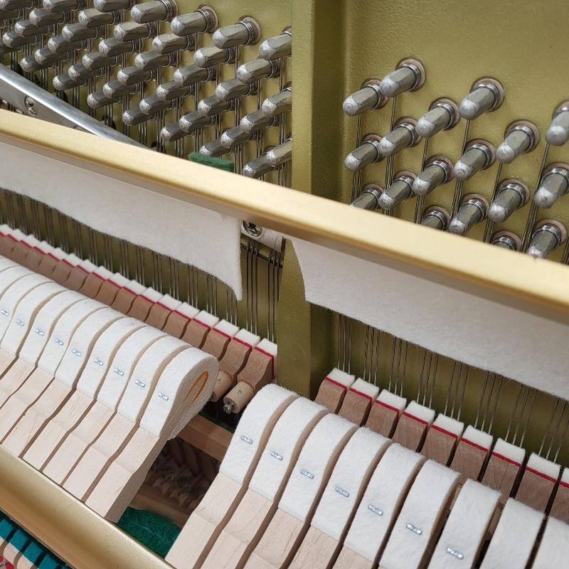 Kemble Concerto upright Piano in Light oak – Gallery image – Roberts Pianos Oxford