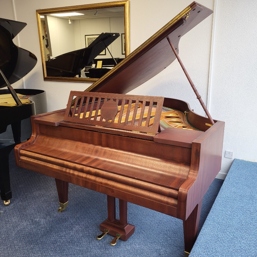 Piano detail