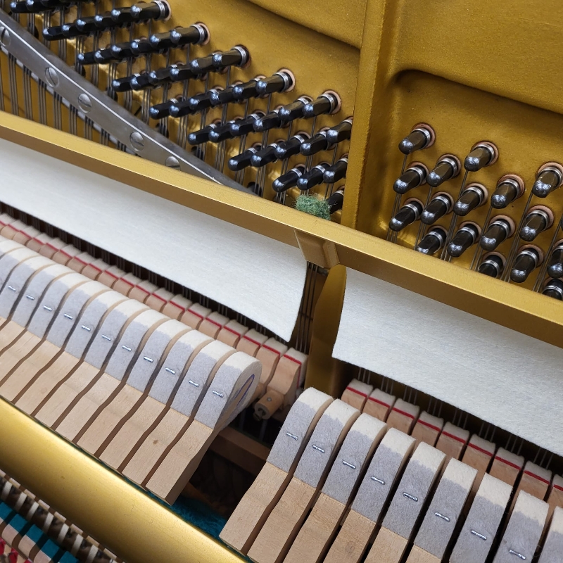 Yamaha U3H
