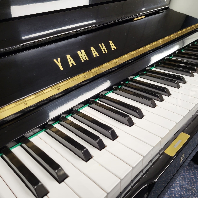 Yamaha U3H