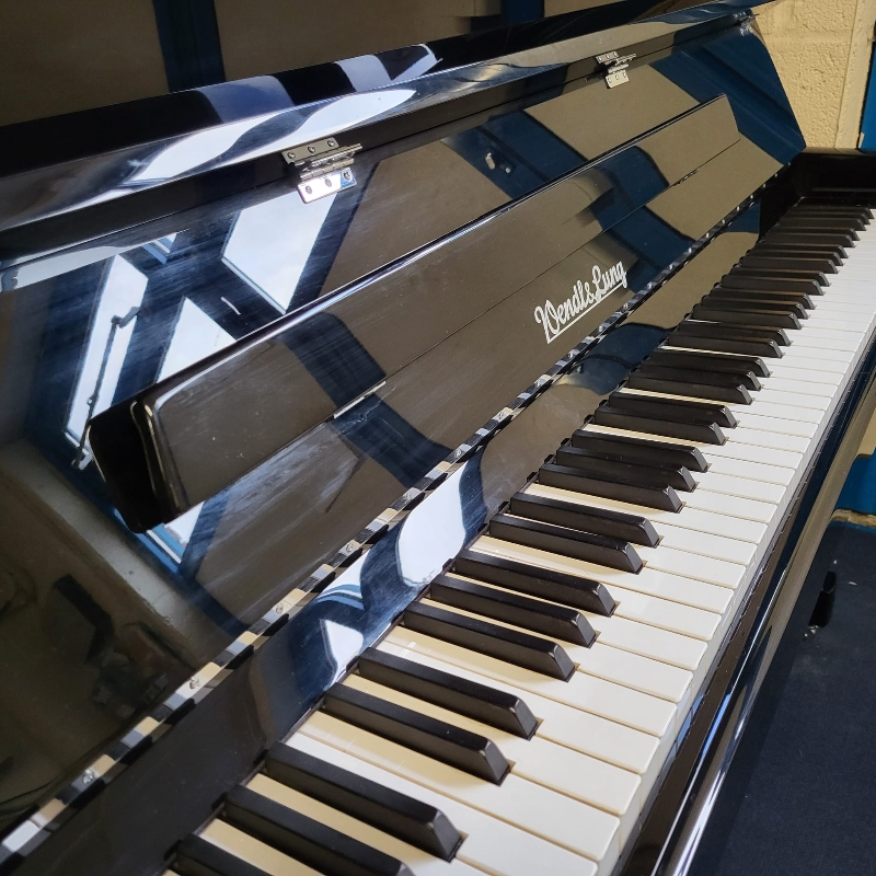 Wendl & Lung 122 upright Piano in Black – Gallery image – Roberts Pianos Oxford