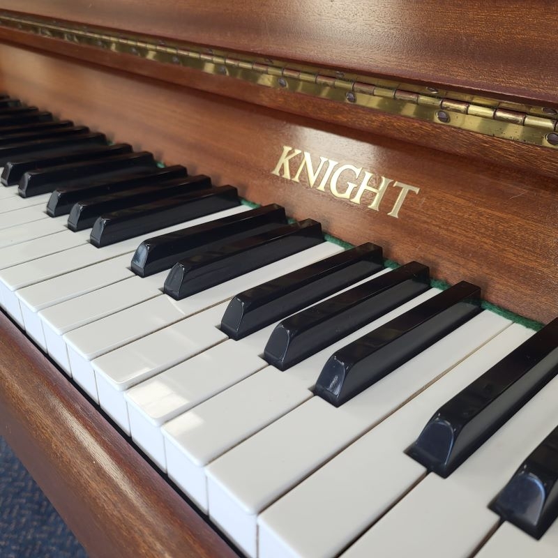 Knight K6