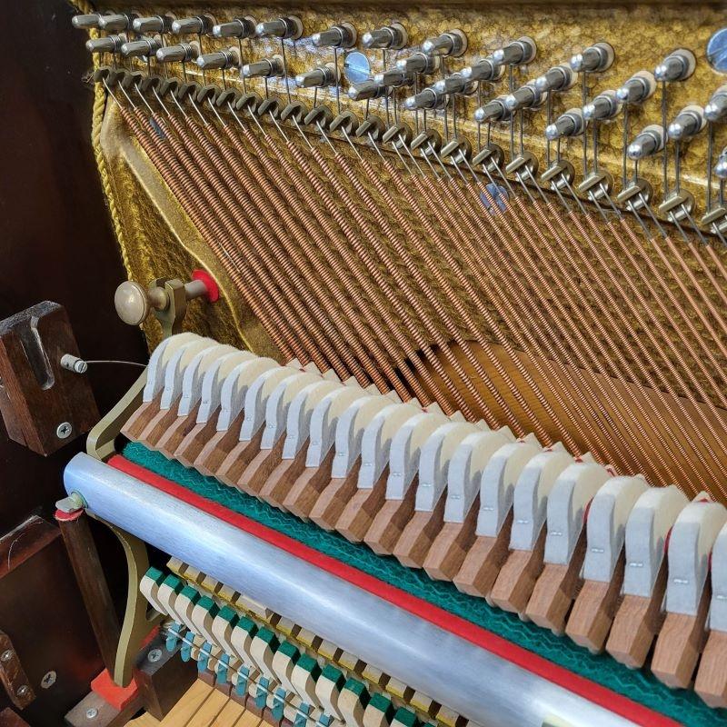 German Feurich 116 upright Piano in mahogany – Gallery image – Roberts Pianos Oxford