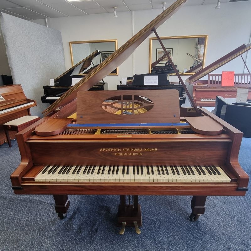 Grotrian Steinweg 190