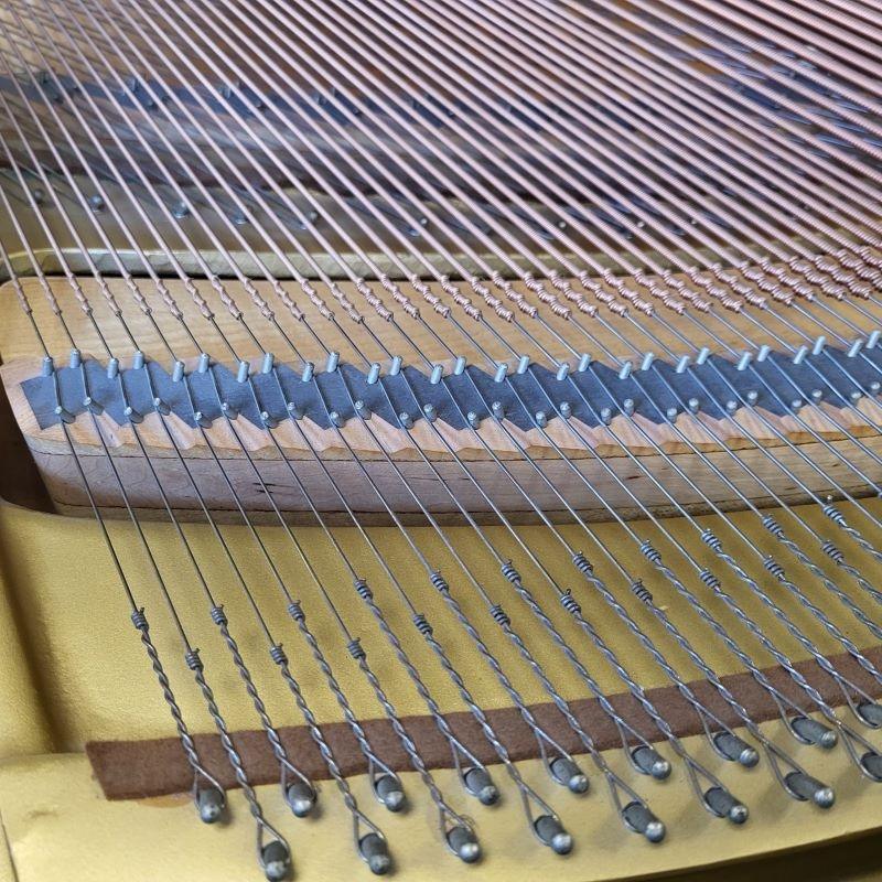 Yamaha G1 grand Piano in bright mahogany – Gallery image – Roberts Pianos Oxford