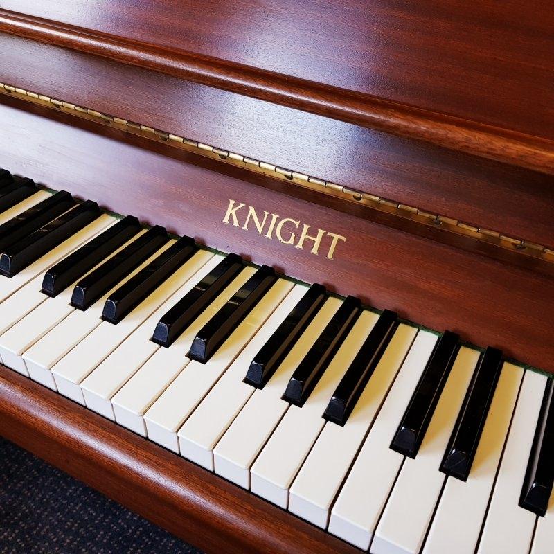 Knight K10 upright Piano in mahogany – Gallery image – Roberts Pianos Oxford
