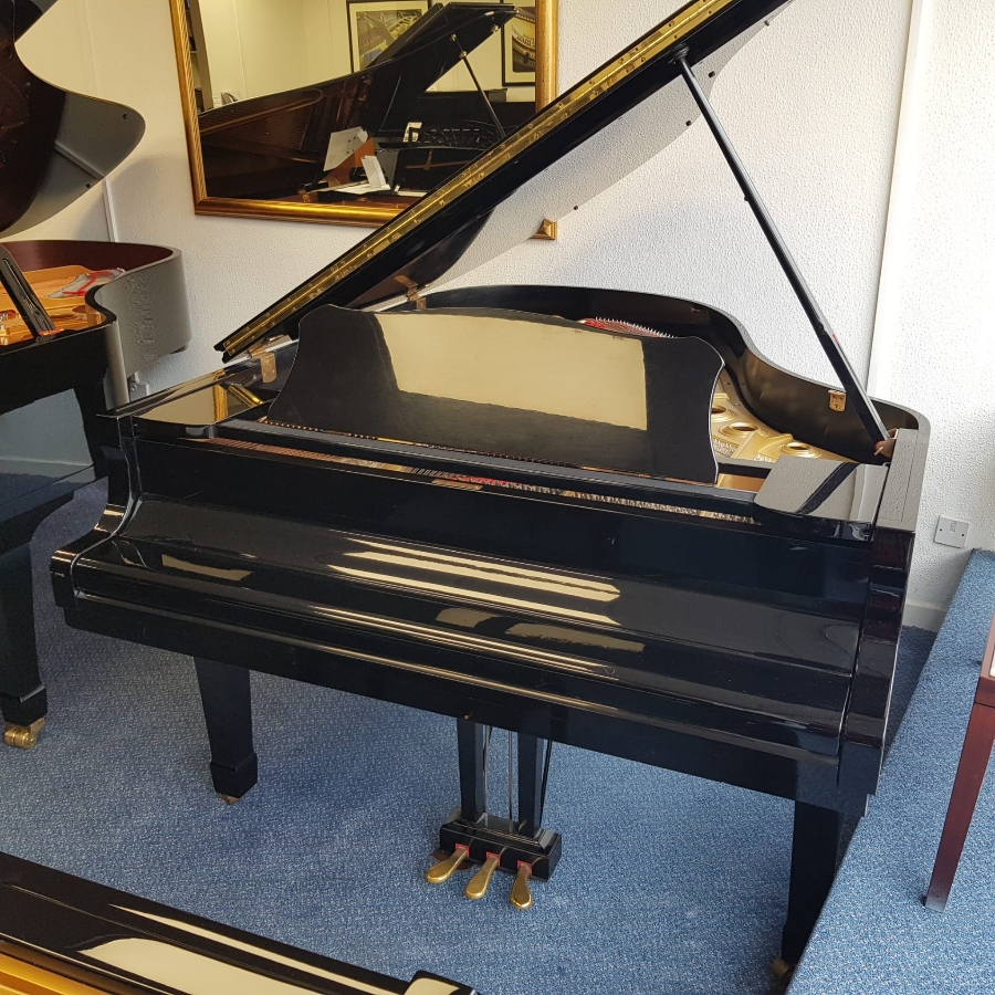 Yamaha C3