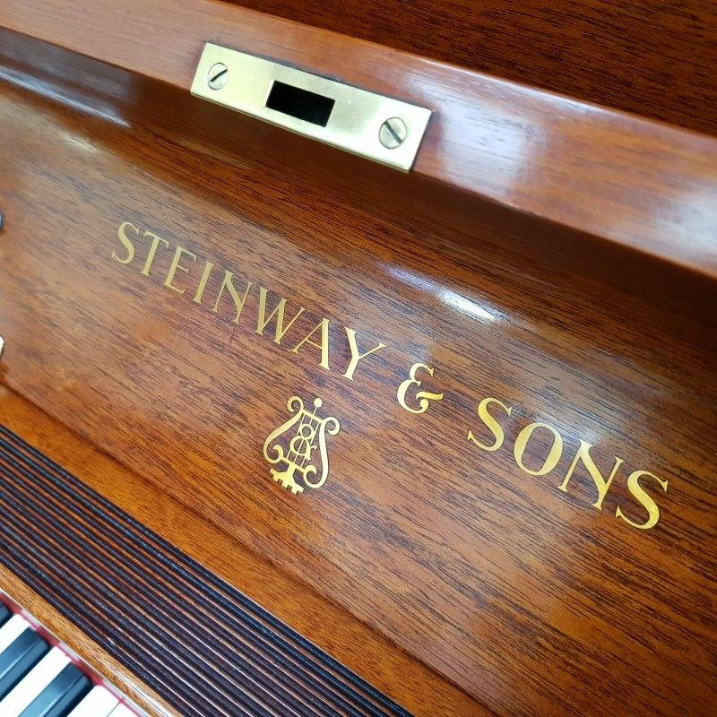 Steinway K upright Piano in mahogany – Gallery image – Roberts Pianos Oxford