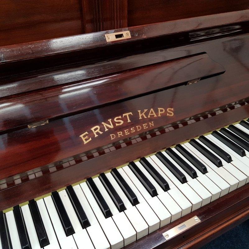 Kaps 135 upright Piano in mahogany/rosewood – Gallery image – Roberts Pianos Oxford