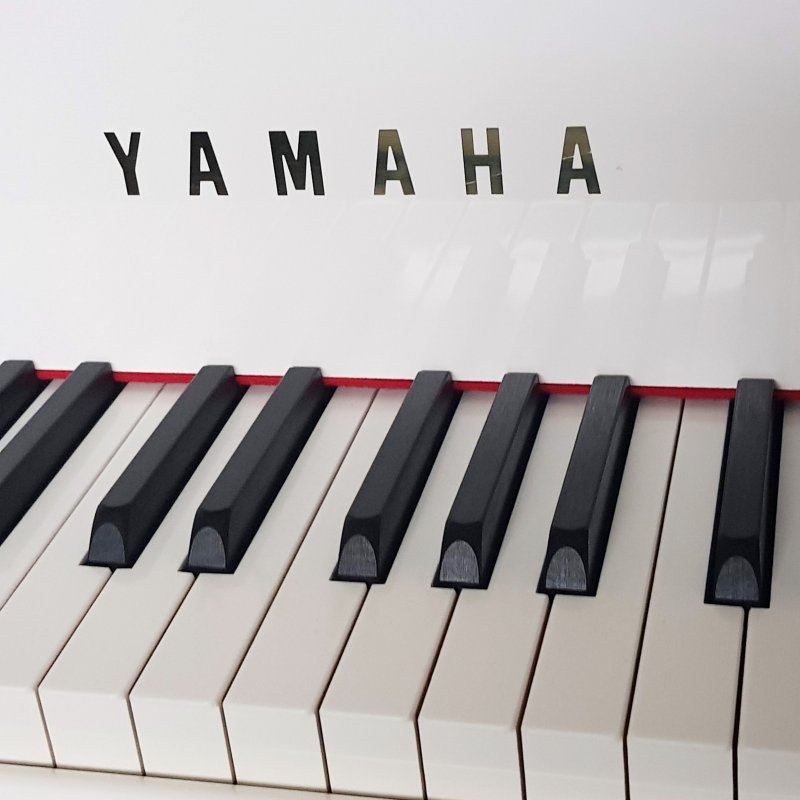 Yamaha C3