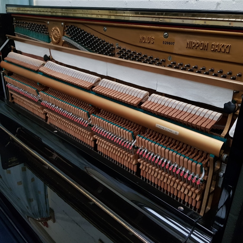 Yamaha U3
