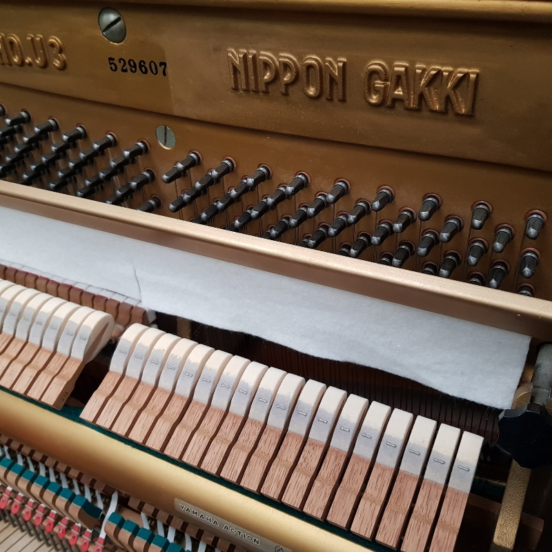 Yamaha U3