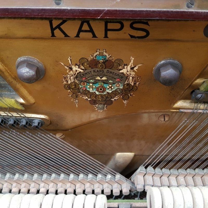 Kaps 135 upright Piano in mahogany/rosewood – Gallery image – Roberts Pianos Oxford