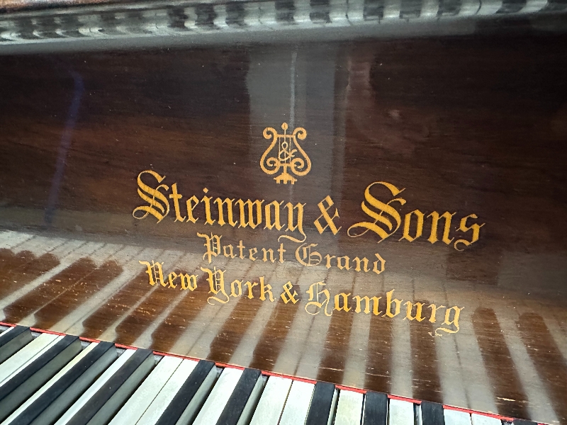 Steinway model O