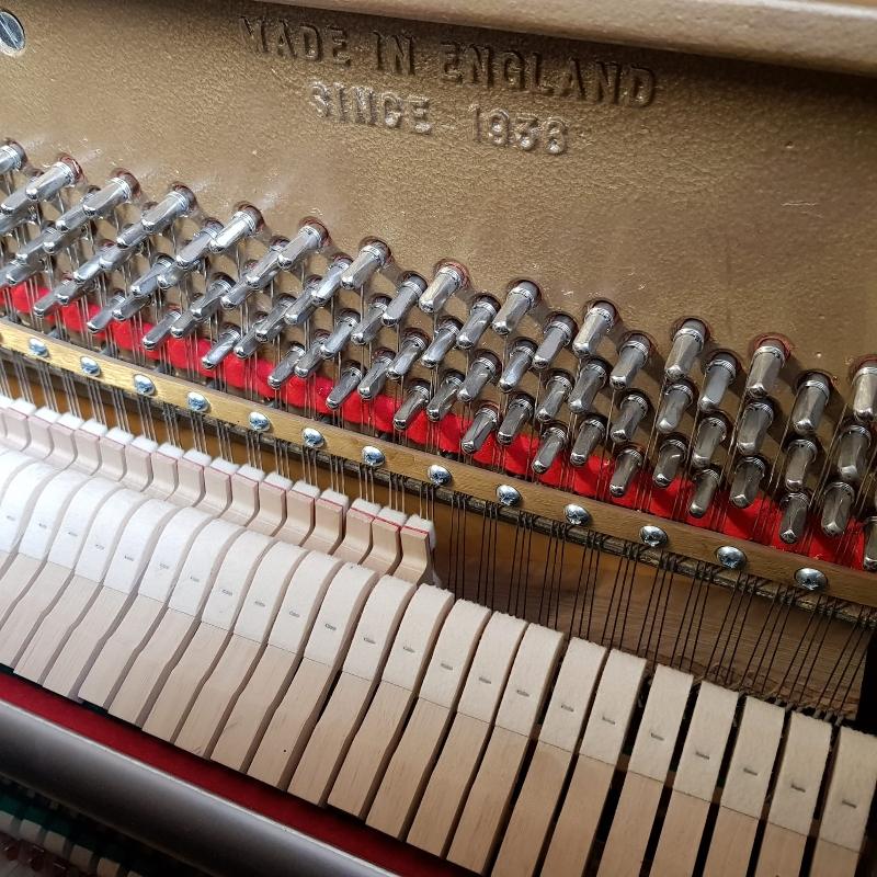 Knight K46 upright Piano in Mahogany – Gallery image – Roberts Pianos Oxford
