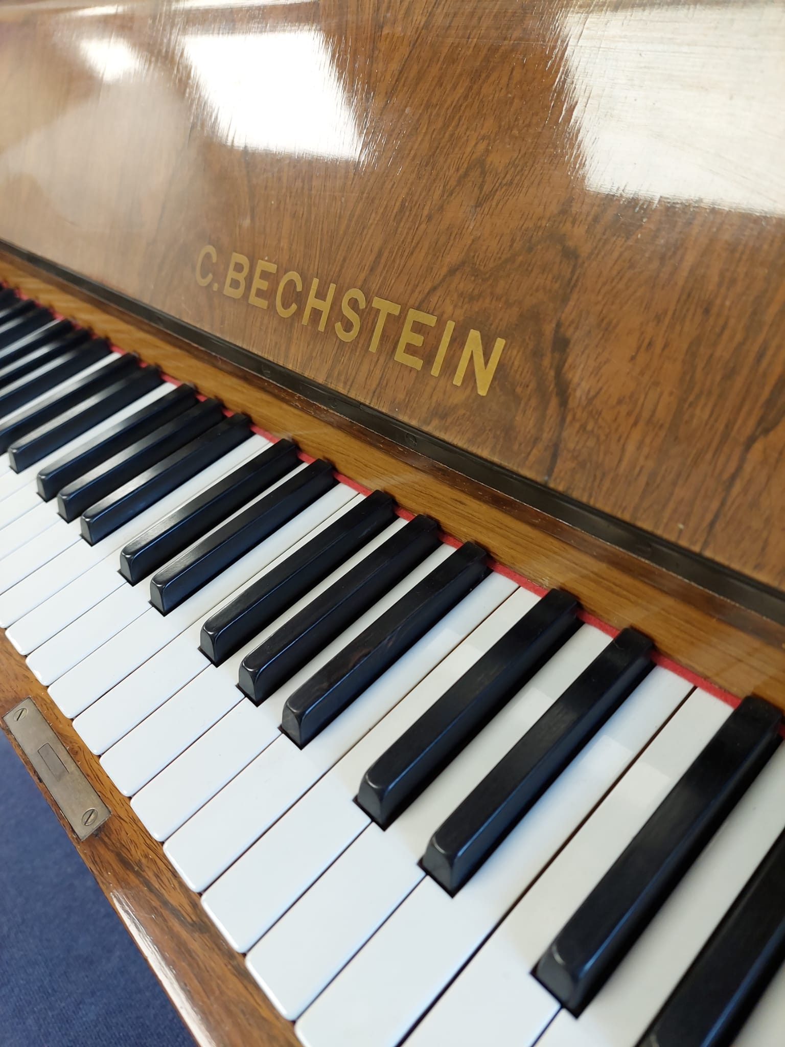 Bechstein Model II upright Piano in Rosewood – Gallery image – Roberts Pianos Oxford