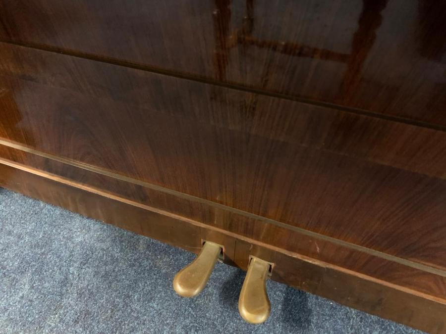 Bechstein 8 upright Piano in rosewood – Gallery image – Roberts Pianos Oxford