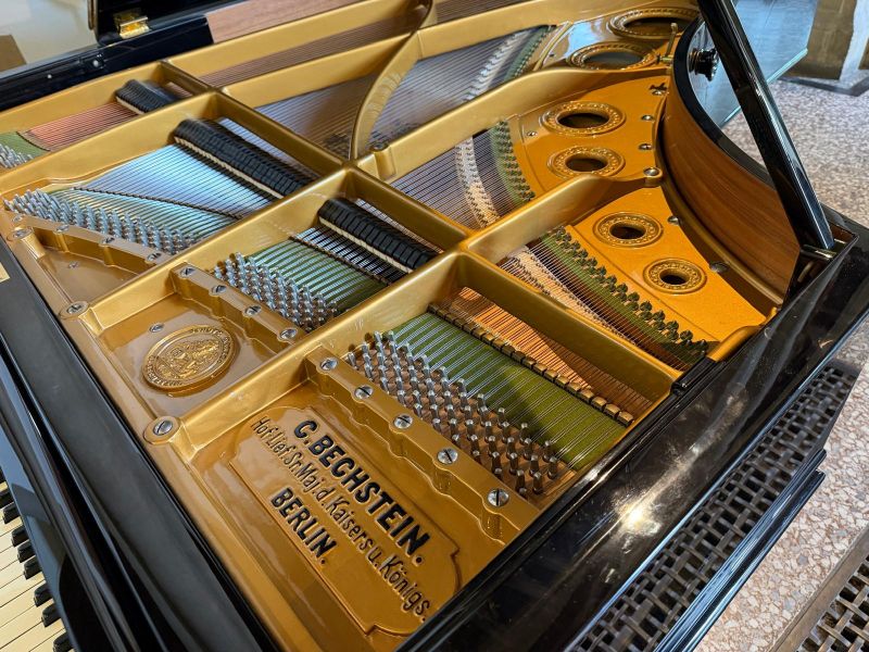 Bechstein III grand Piano in Black polyester – Gallery image – Roberts Pianos Oxford