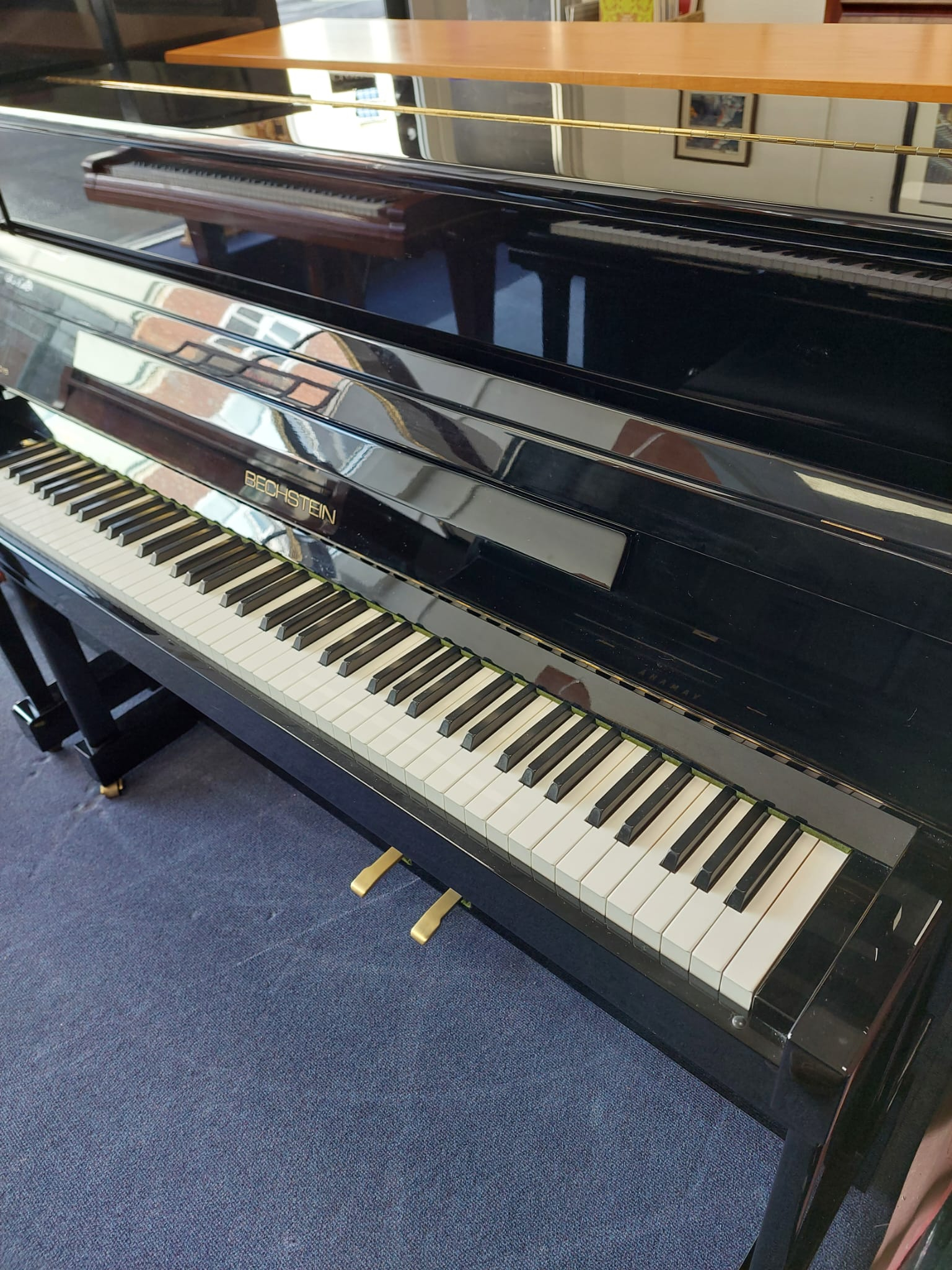 Bechstein Studio 115