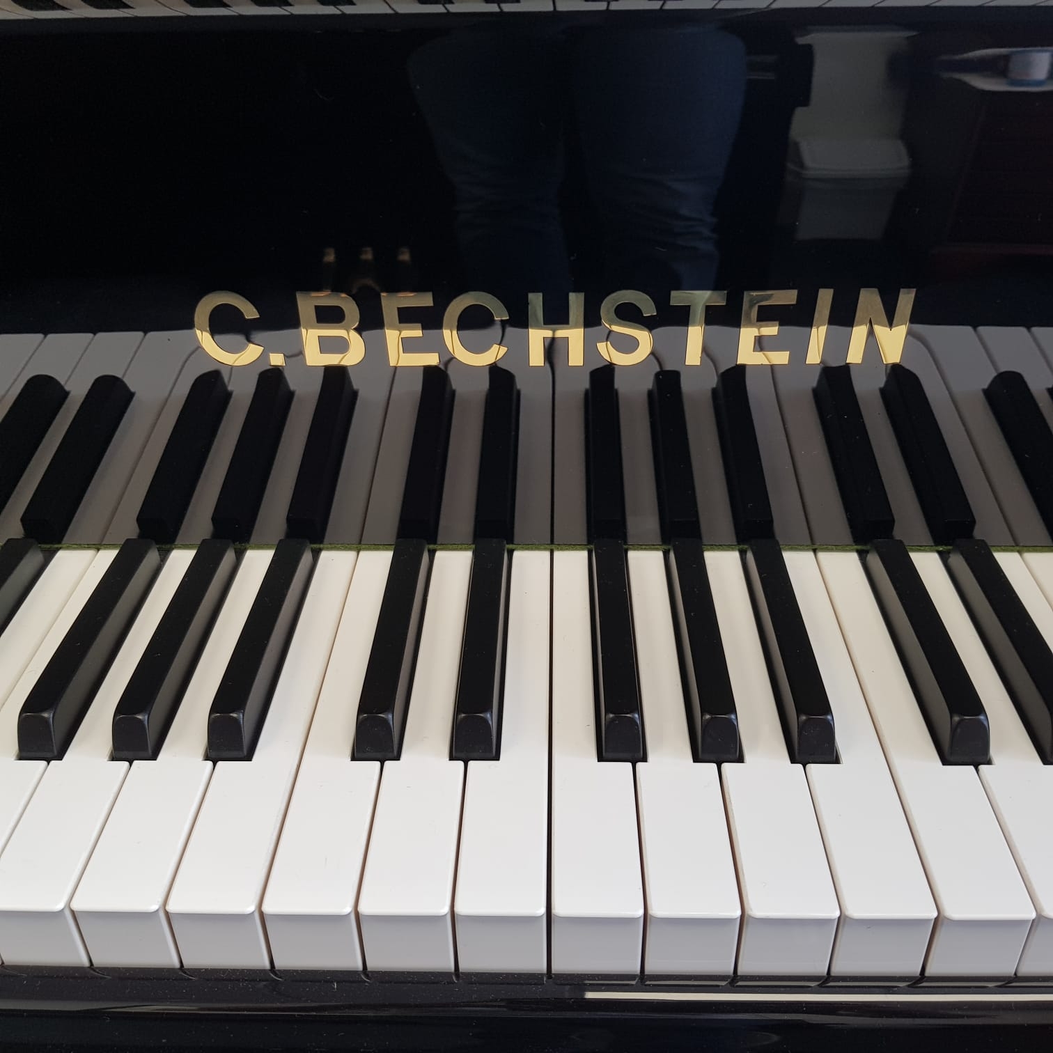 Bechstein model V