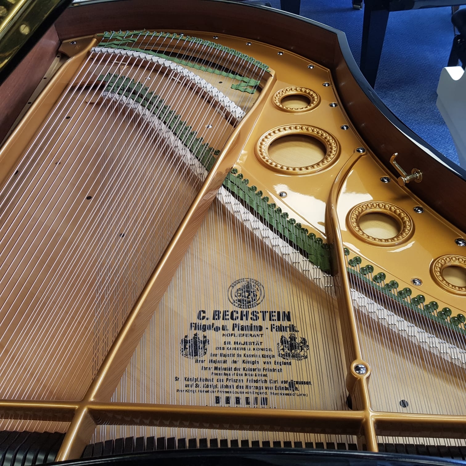 Bechstein model V