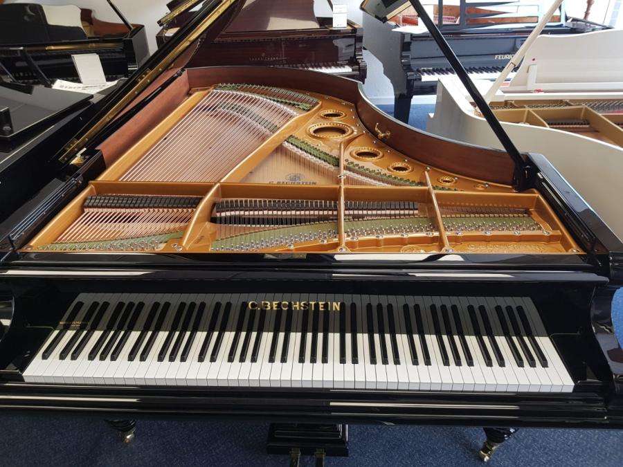 Bechstein Model V grand Piano in Bright black – Gallery image – Roberts Pianos Oxford
