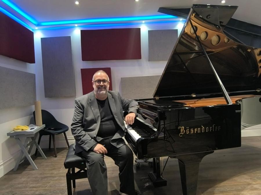 Bosendorfer 92 keys grand Piano in black polyester – Gallery image – Roberts Pianos Oxford
