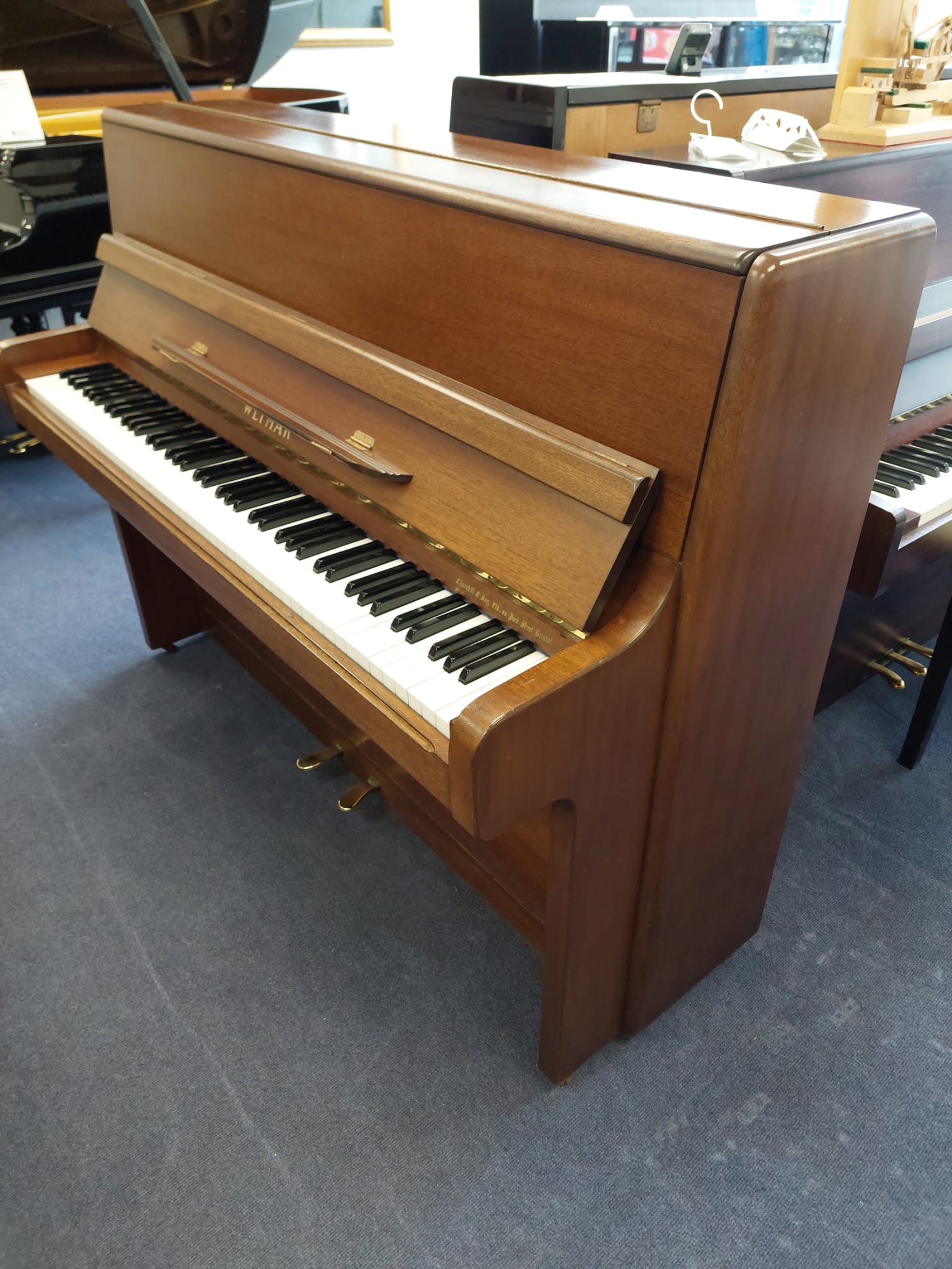 Welmar 110 Upright Piano in Mahogany – Gallery image – Roberts Pianos Oxford