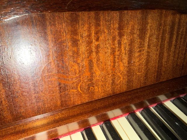 Piano detail