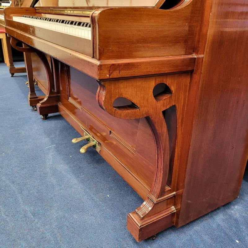 German Feurich 130 upright Piano in mahogany – Gallery image – Roberts Pianos Oxford