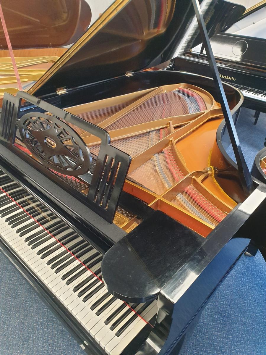 Grotrian Steinweg 200 grand Piano in black – Gallery image – Roberts Pianos Oxford