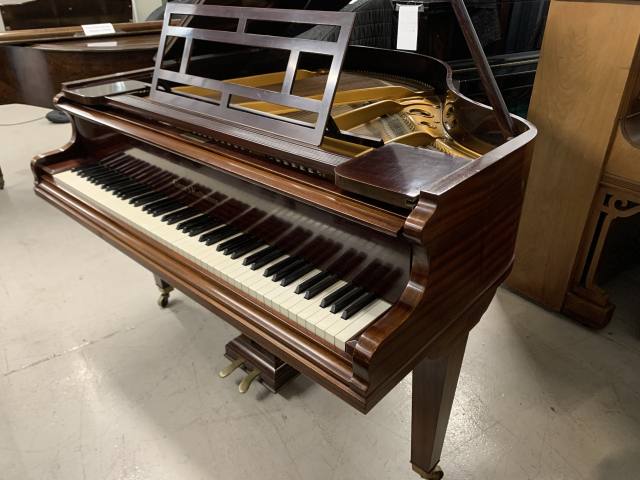 Gors & Kallmann 135 grand Piano in mahogany – Inventory thumbnail – Roberts Pianos Oxford