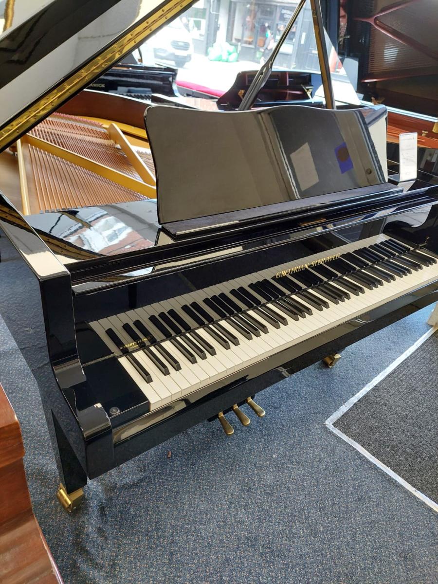Grotrian Steinweg 192 grand Piano in black – Gallery image – Roberts Pianos Oxford