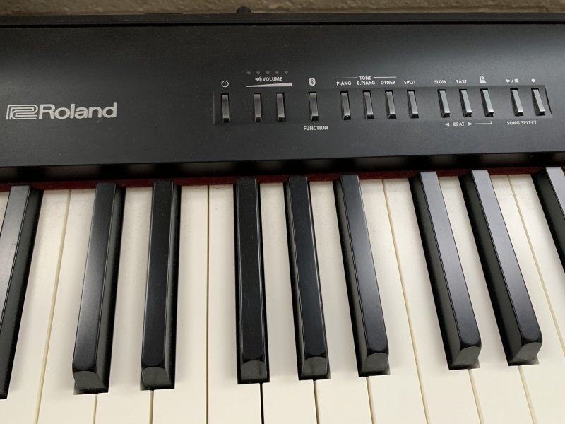 Roland FP 30