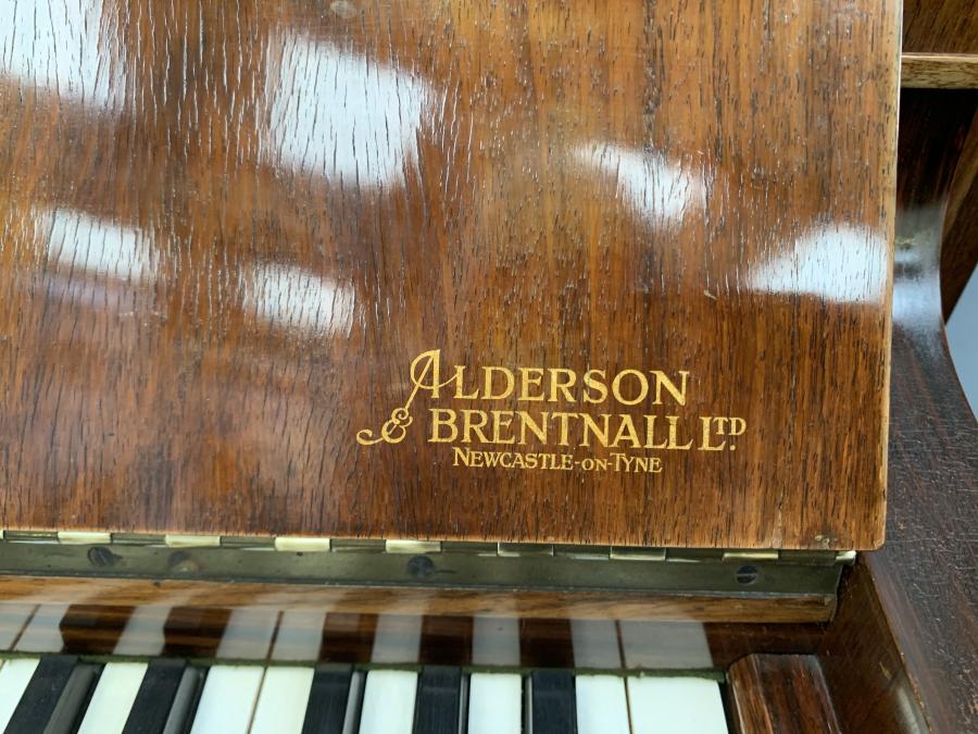 Bechstein 8 upright Piano in rosewood – Gallery image – Roberts Pianos Oxford