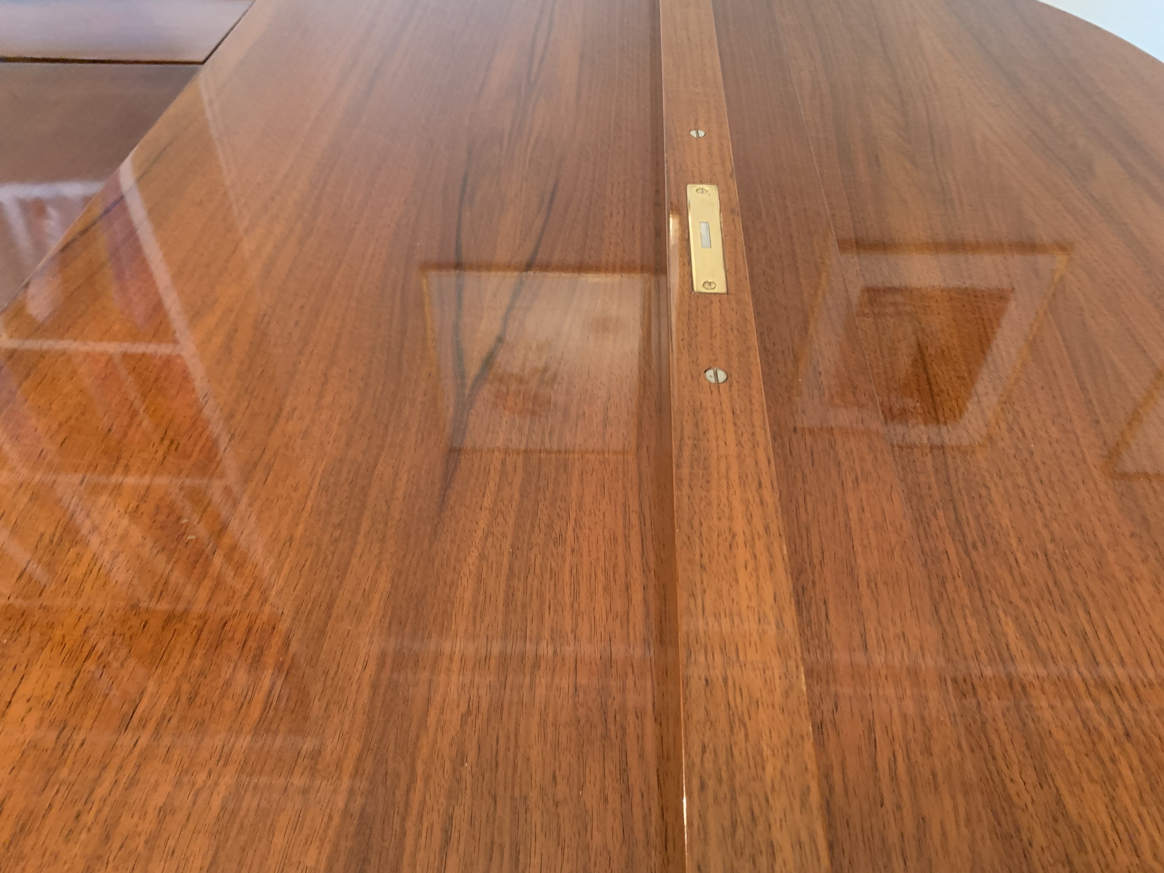 Hofmann & Czerny 150 grand Piano in bright walnut – Gallery image – Roberts Pianos Oxford