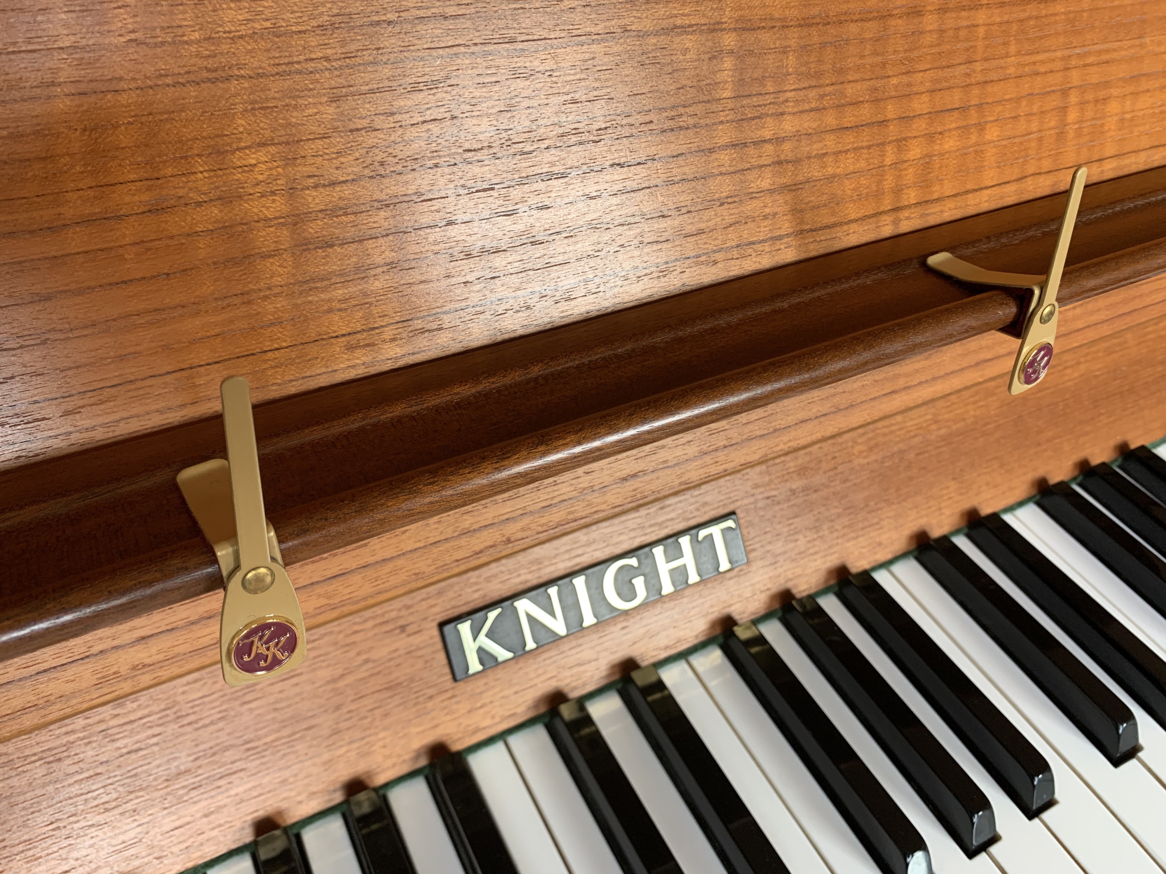 Knight K6