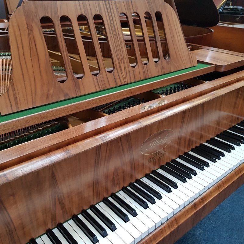 Ibach grand Piano in walnut – Gallery image – Roberts Pianos Oxford