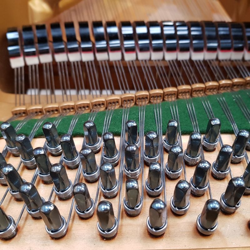 Ibach grand Piano in walnut – Gallery image – Roberts Pianos Oxford