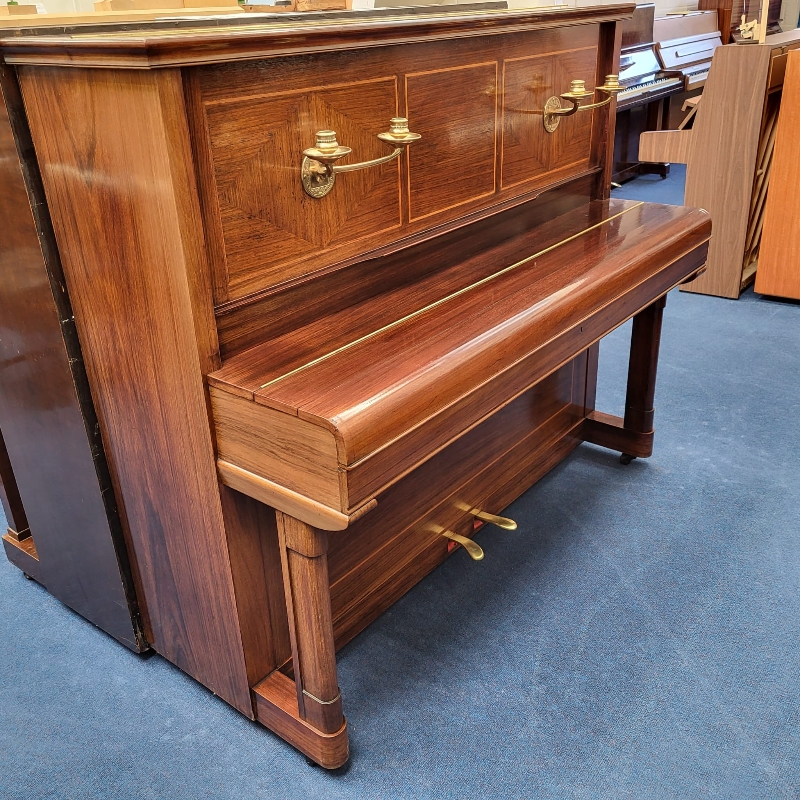 Piano detail