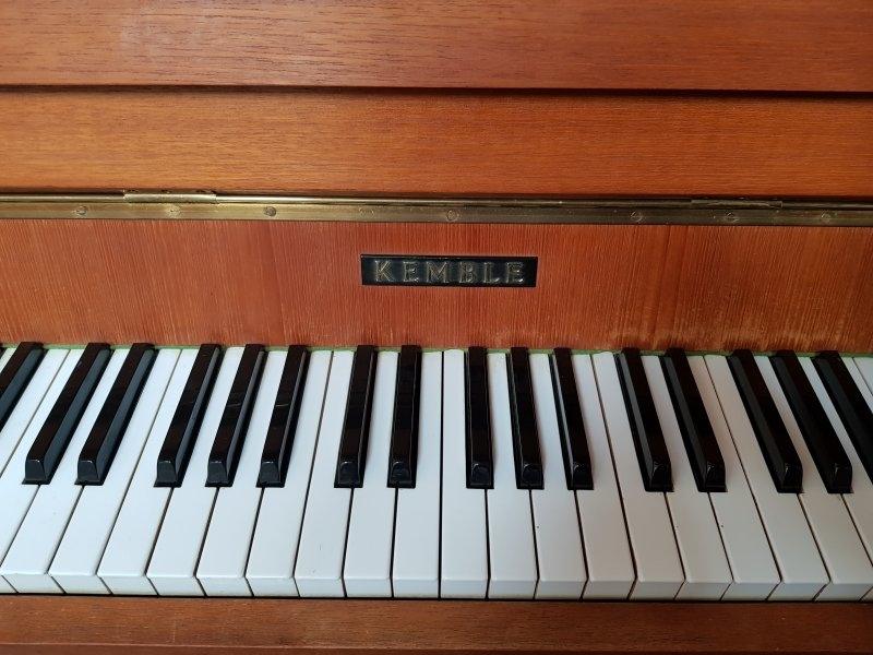 Kemble upright Piano in teak/walnut – Gallery image – Roberts Pianos Oxford