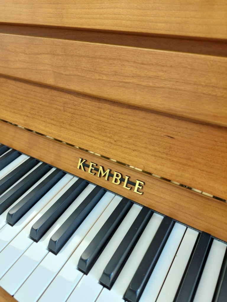Kemble Prestige upright Piano in Walnut – Gallery image – Roberts Pianos Oxford