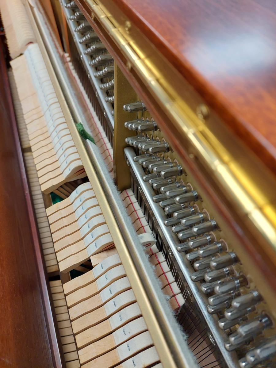 Kemble 120 upright Piano in Mahogany satin – Gallery image – Roberts Pianos Oxford