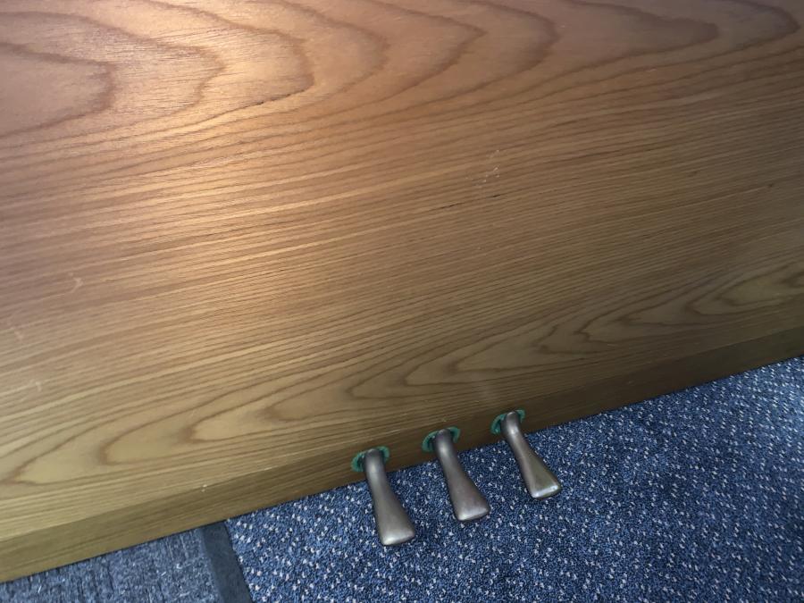 Kemble compact upright Piano in Teak – Gallery image – Roberts Pianos Oxford
