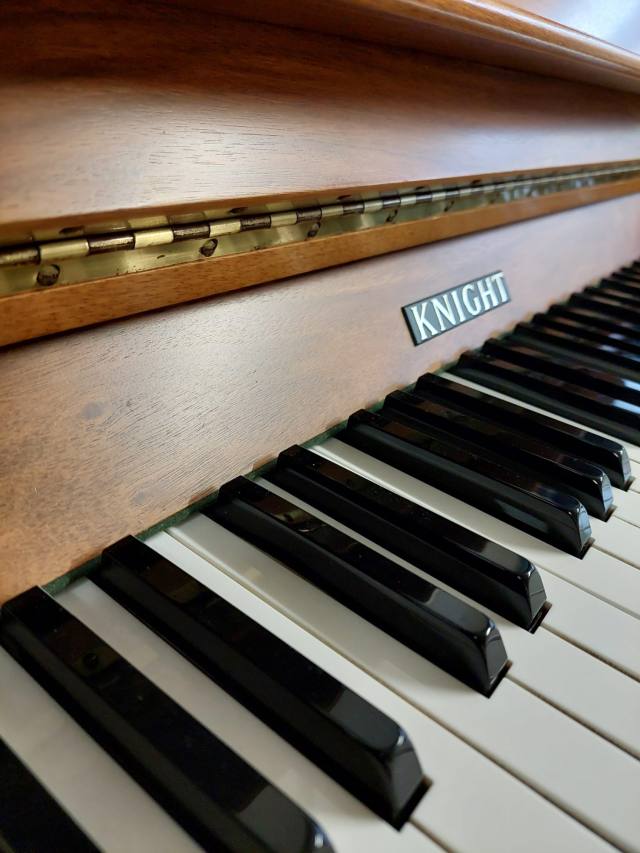 Knight K20 upright Piano in Mahogany – Inventory thumbnail – Roberts Pianos Oxford