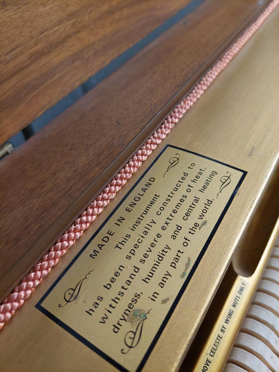 Knight K20 upright Piano in Mahogany – Gallery image – Roberts Pianos Oxford