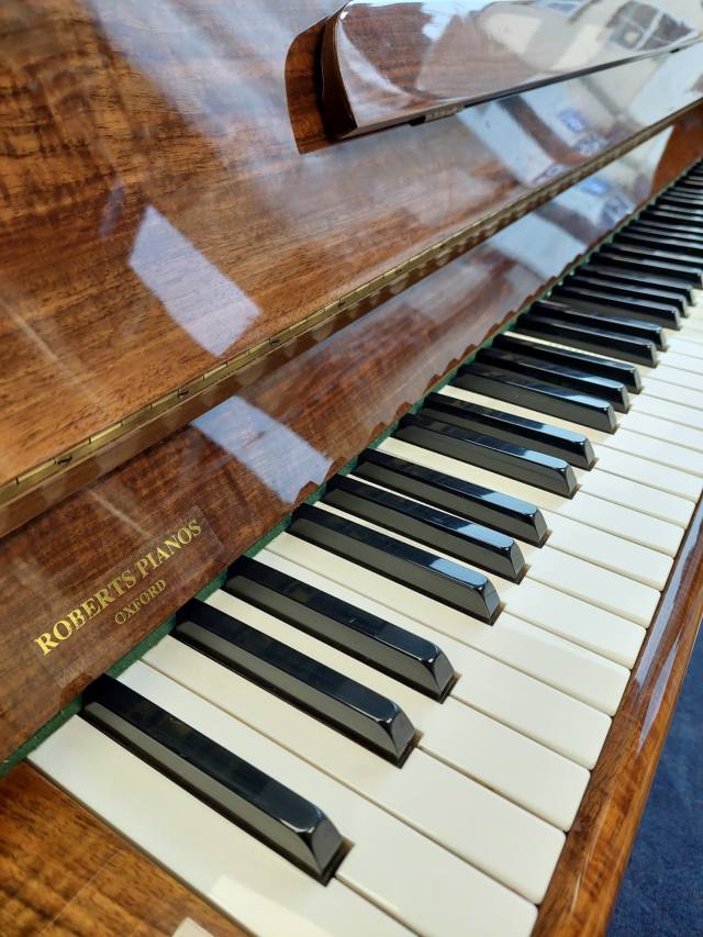 Knight K6 (K20) upright Piano in Bright Walnut – Inventory thumbnail – Roberts Pianos Oxford